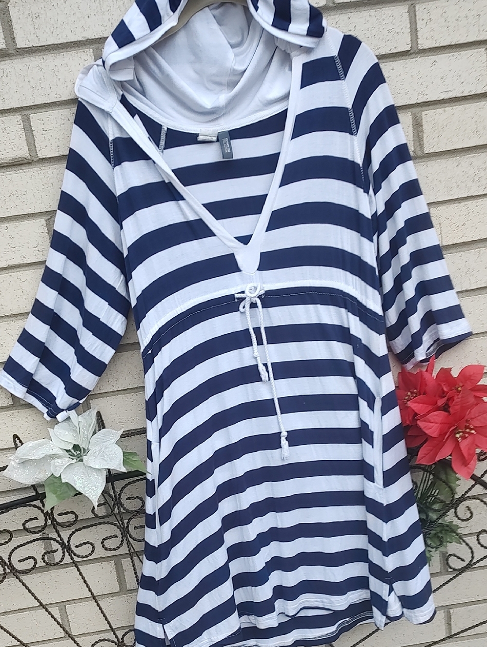 Kenneth Cole Reaction//Striped (Pool) Dress - Picture 3 of 11